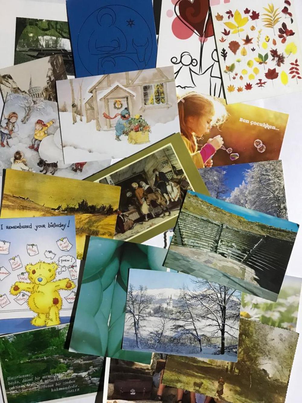 71 adet, yerli yabancı kartpostal