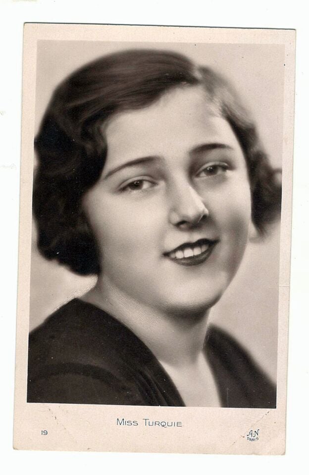 1930 Türkiye Güzeli Mübeccel Namık Hanım * Kartpostal