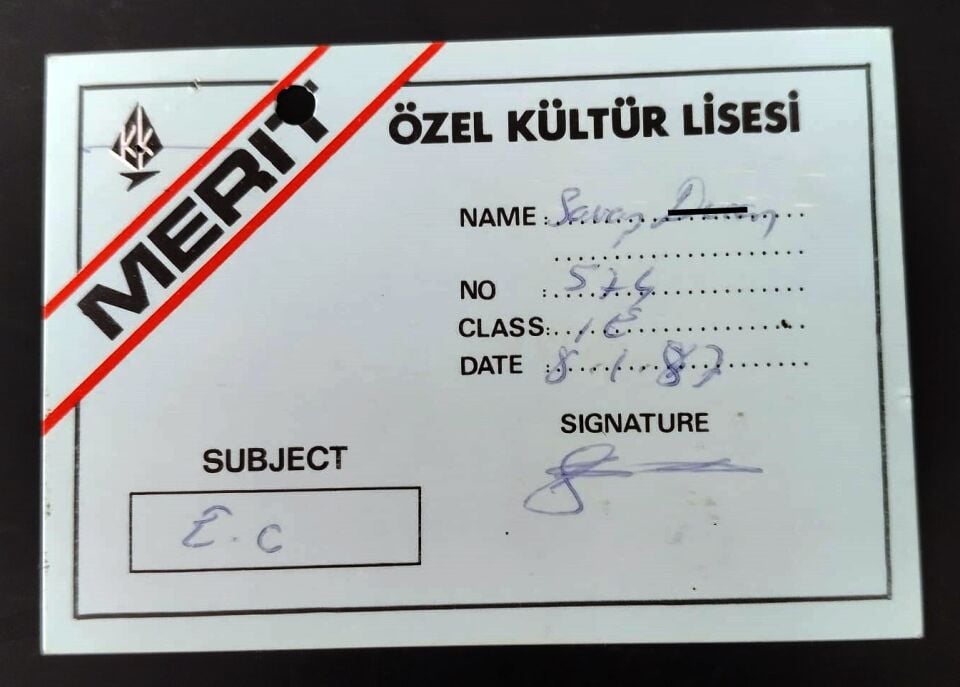 Kültür Koleji Merit * BAKIRKÖY * Kimlik
