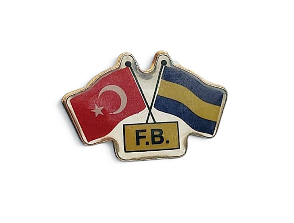 1970'lerin sonu * Türk Bayraklı Fenerbahçe Rozeti