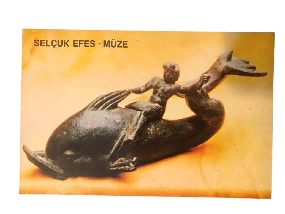 Selçuk Müzesi Yunus Balığı - 1970'li yıllara ait kartpostal / Arkası yazısız