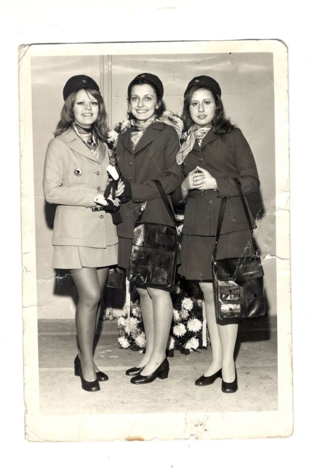 THY Türk Hava Yolları * Hostesler 12x18 Fotoğraf
