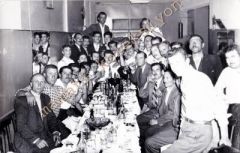 Eskişehir Petrol ofisi personeli 1956 tarihli fotoğraf