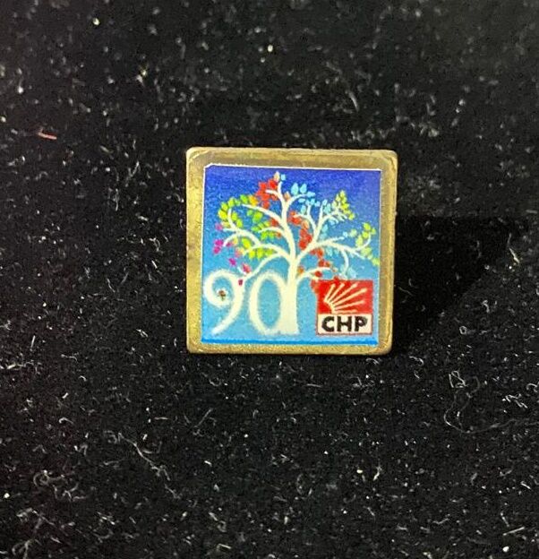 C.H.P. 90. yıl * Eski rozet
