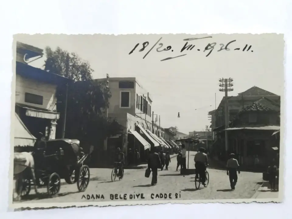 Adana Belediye Caddesi * Eski kartpostal