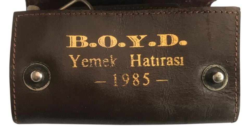 B.O.Y.D. Bezciyan Okulundan Yetişenler Derneği 1985 yemek hatırası - Anahtarlık