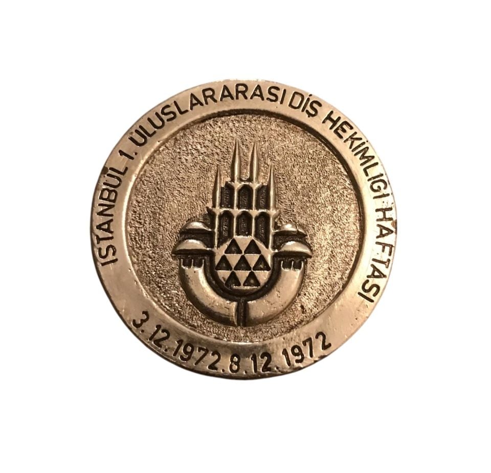 İstanbul Uluslararası Diş Hekimliği Haftası 1972 - Madalyon