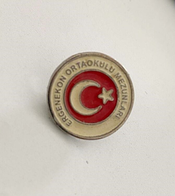 Ergenekon Ortaokulu Mezunları - Rozet