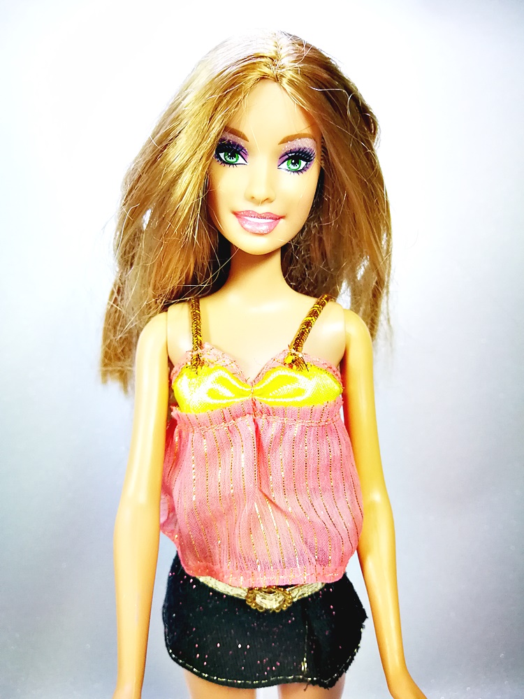 Barbie Bebek - Mattel / Oyuncak Figür