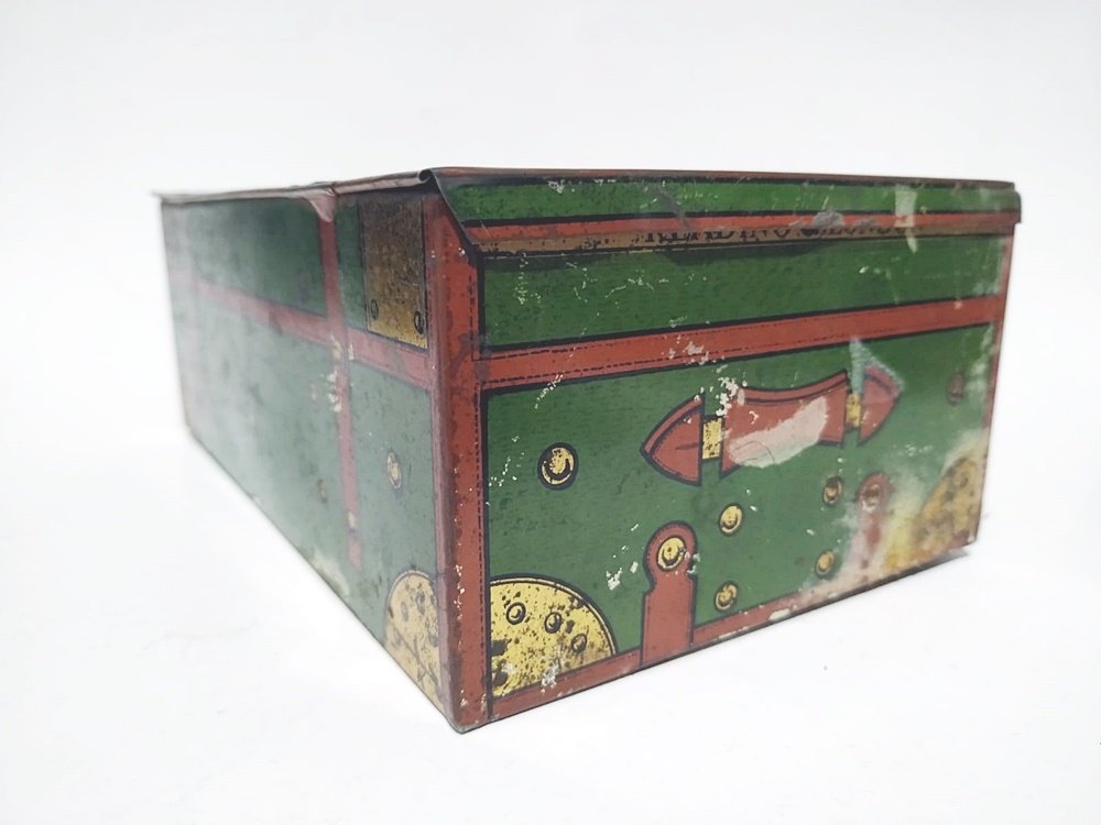 Huntley & Palmers Petit Beurre / Teneke Bisküvi kutusu 