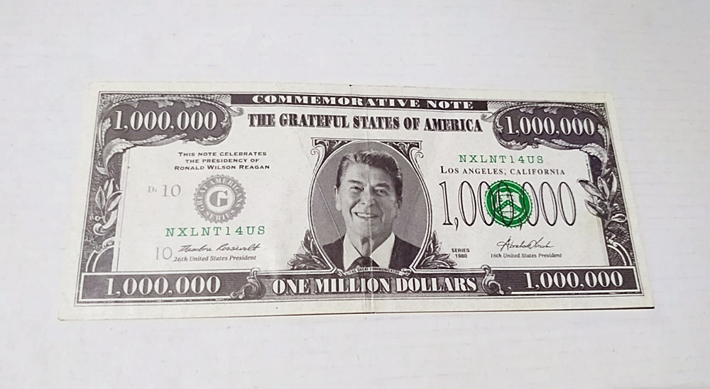 One Million Dollars - The Grateful States Of America Ronald REAGAN / Şaka - Reklam Parası