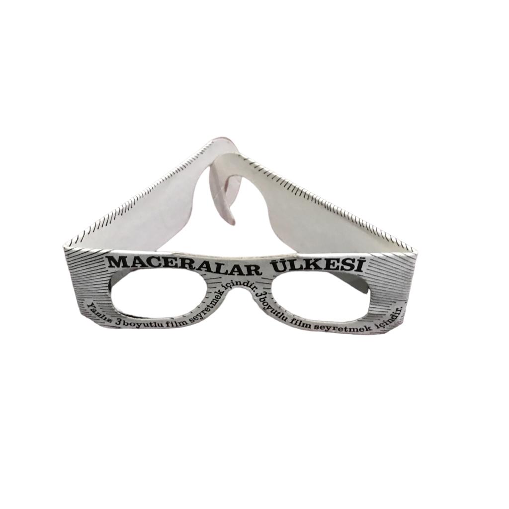 Özen Film / Maceralar ülkesi - 3 boyutlu gözlük  