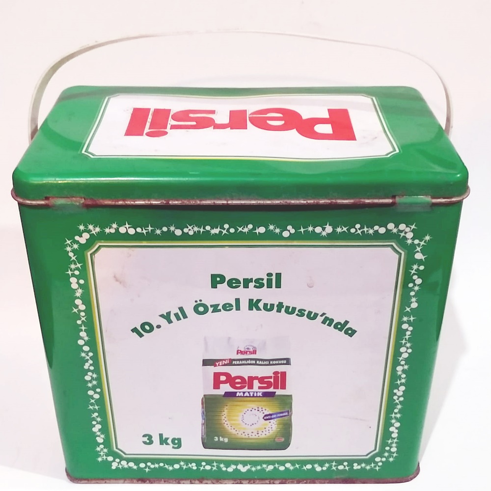 Persil 10. yıl - Özel 3 Kg. kutu (Boştur)