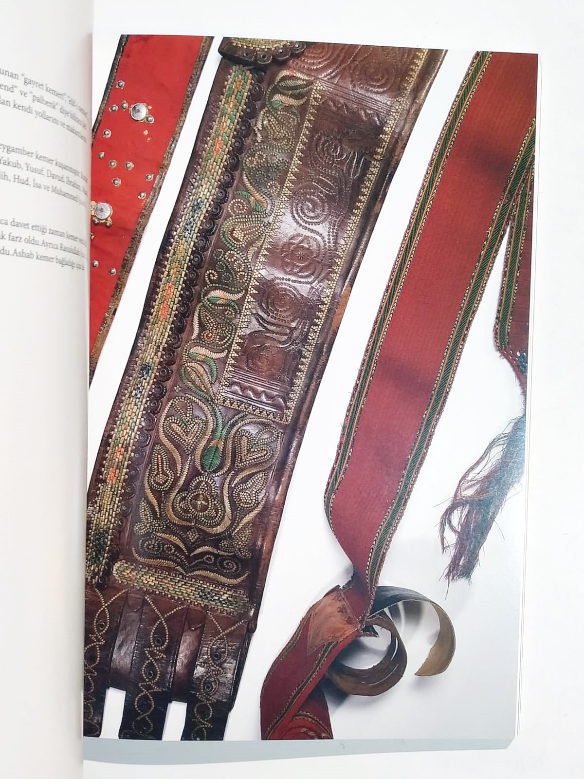 Sufi Objeler Halk resimleri ve günümüz çağdaş sanat eserleri - Kitap