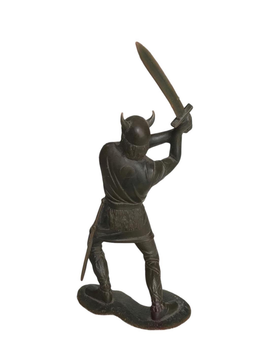 Viking savaşçı - Büyük boy figür / Orijinal Sovyet dönemi, oyuncak asker