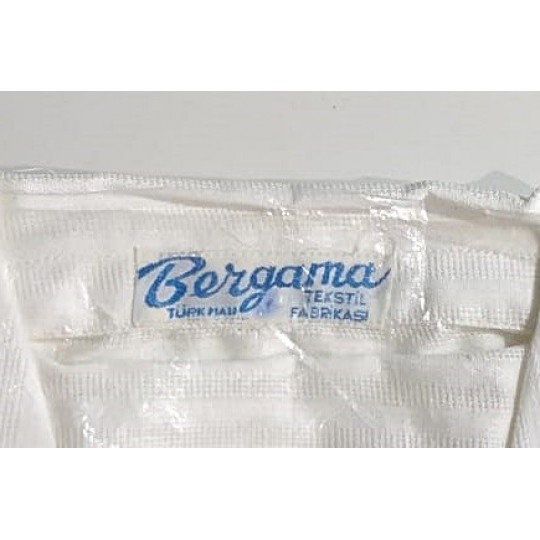 Bergama tekstil fabrikası - Ambalajında gömlek