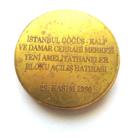 İstanbul göğüs kalp ve damar cerrahi ..Bloğu açılış hatırası 29 Kasım 1990/ Madalya  