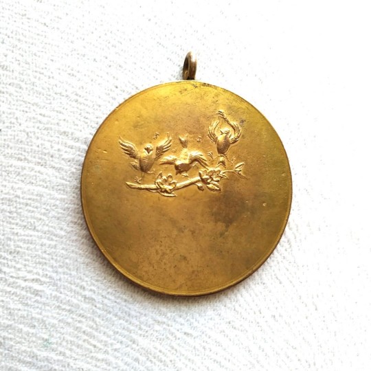 Kelebek 1972 Mutluluk Madalyası - Madalya