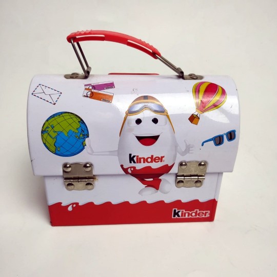 Kinder Choco Box, seyahat temalı teneke kumbara - Kumbara