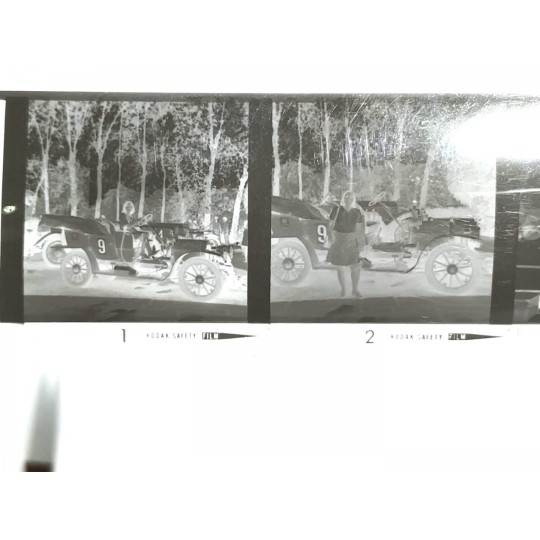 Klasik Otomobil, negatif 35 mm film ve kutusu