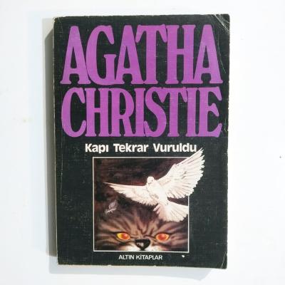 Kapı tekrar vuruldu - Agatha CHRISTIE / Kitap