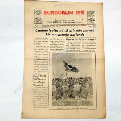 Burdurun Sesi gazetesi, 30 Ekim 1957 29 Ekim gazeteleri - Efemera