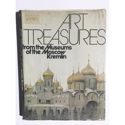 A Treasures from the Museums of the Moscow Kremlin / Kitap
