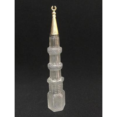 Cami minaresi formlu. kolonya şişesi