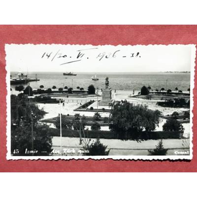 İzmir Atatürk anıtı - Foto Cemal / Fotokart