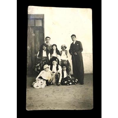 Karaköse 1935 Müzik hocası ve talebeler - Fotoğraf