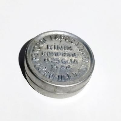 Kinin Komprime / Rekordi Laboratuarı  - Eski İlaç şişeleri