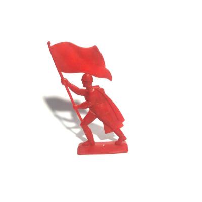 Kızıl Bayrak taşıyan plastik asker / Orijinal Sovyet dönemi oyuncak