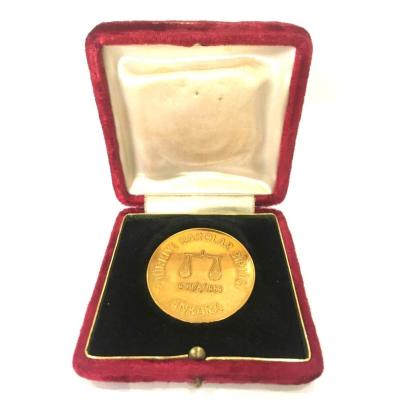 Türkiye Barolar Birliği 1969 - Altın görünümlü madalyon