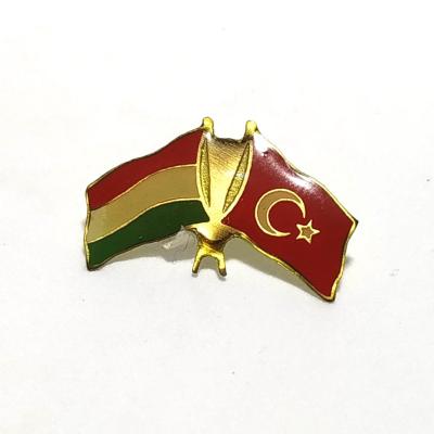 Türkiye ve  Macaristan Bayraklı Rozet  