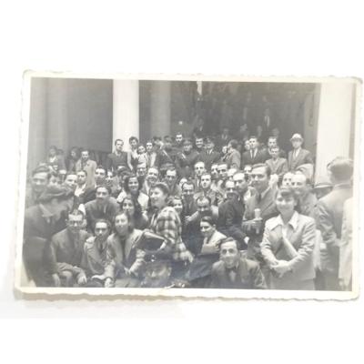 Fakülte holünde son sınıf 1941 / Fotoğraf