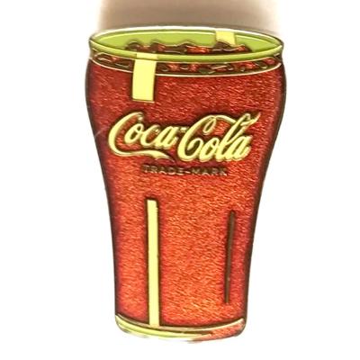 Coca Cola bardak formlu magnet / 6 cm.