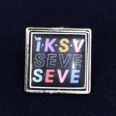İKSV Seve seve - İstanbul Kültür Sanat Vakfı / Rozet