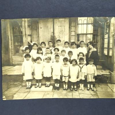 Büyük boy okul fotoğrafı - 1940 - 50 tarihli olabilir / Fotoğraf