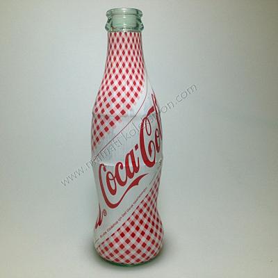 Coca Cola desenli şişe 1