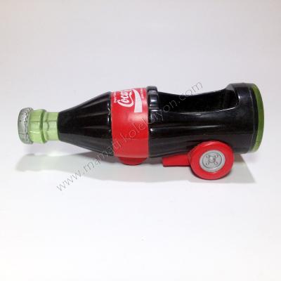 Coca Cola Tekerlekli şişe