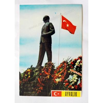 Atatürk heykeli - Kartpostal Ayvalık, Atatürk heykeli Ticaret kartpostalları